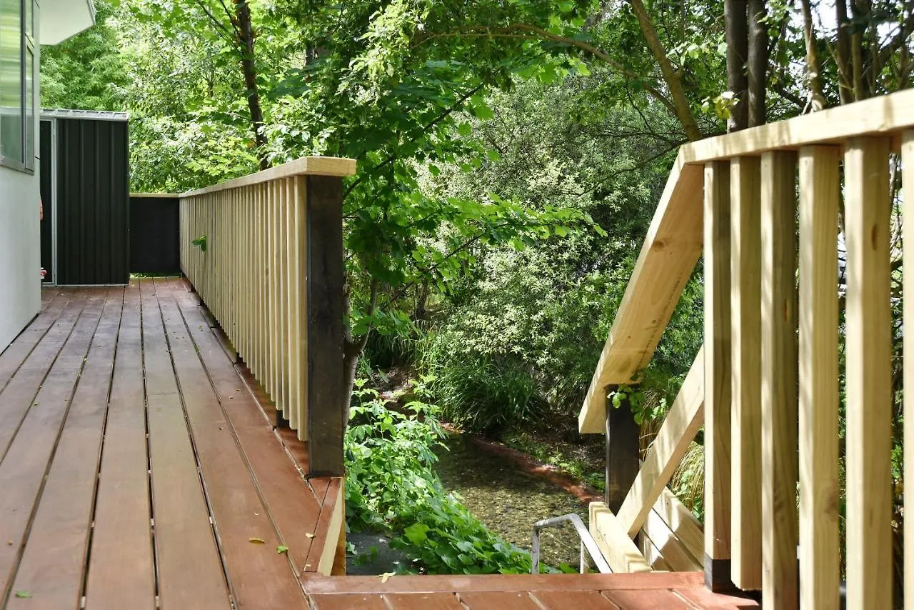 Clyde 106 - Christchurch Holiday Homes New Zealand