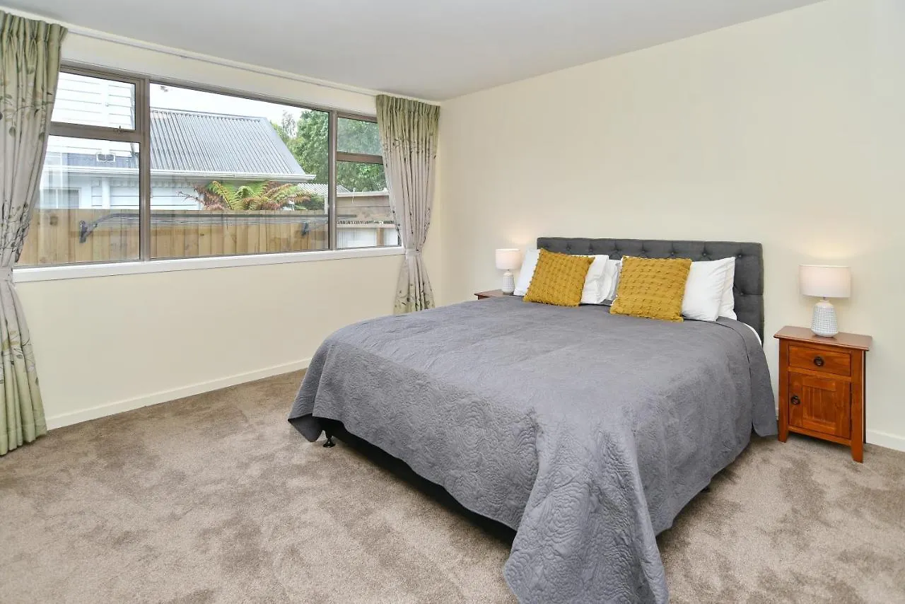 Clyde 106 - Christchurch Holiday Homes 0*,